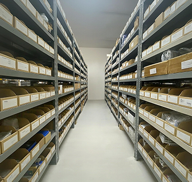 専門店だから可能な価格と早い対応